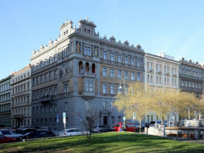 Unique apartment in Praha near river Vltava